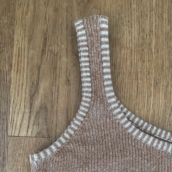 First Rite Lina Top - Picture 3 of 3